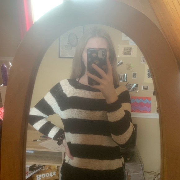 Striped sweater - Picture 2 of 2